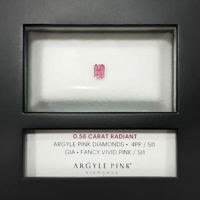 0.56ct Fancy Vivid Pink Diamond, Radiant Shape, SI1, Argyle & GIA