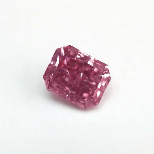 0.22ct Purplish Pink Diamond, Radiant Shape, VS2 Clarity
