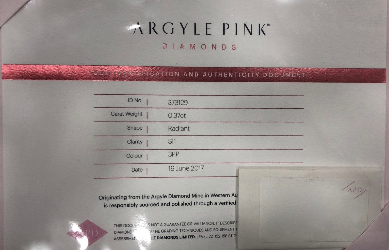 0.37ct Purplish Pink Diamond, Radiant Shape, VS2 Clarity