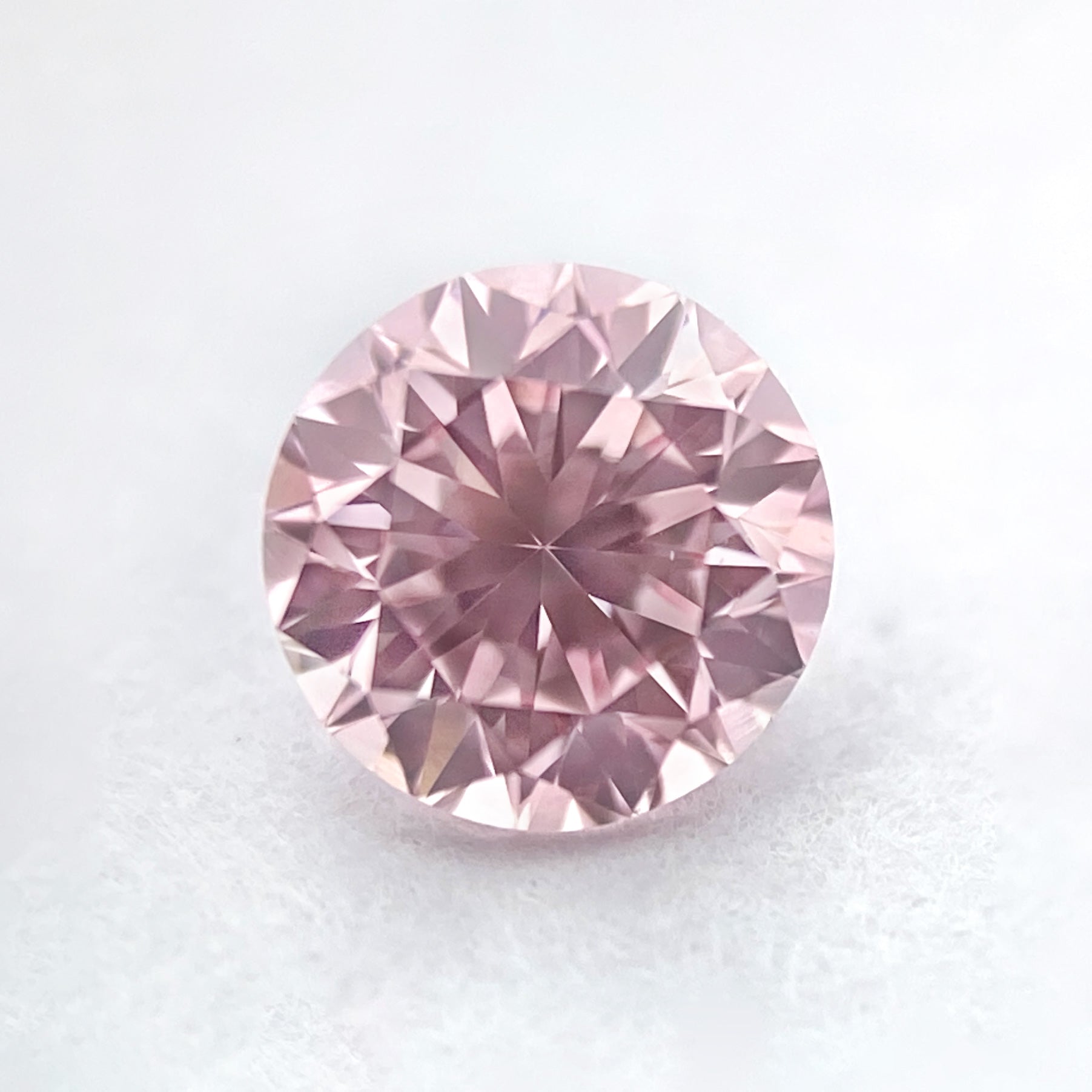 0.1ct Fancy Pink Diamond, Round Shape, SIAV, Argyle & GIA