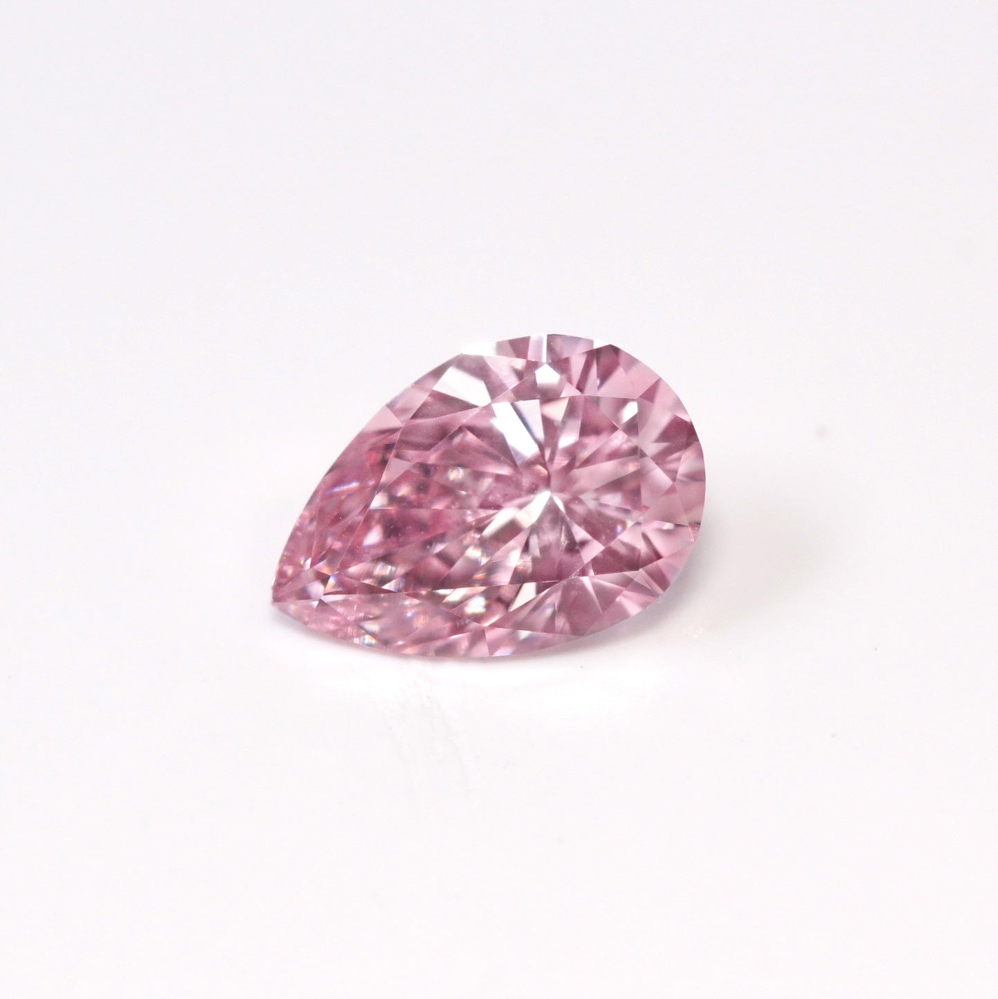 Pair of 0.20ctw Argyle 6PP Diamonds, Pear Shape, SIAV