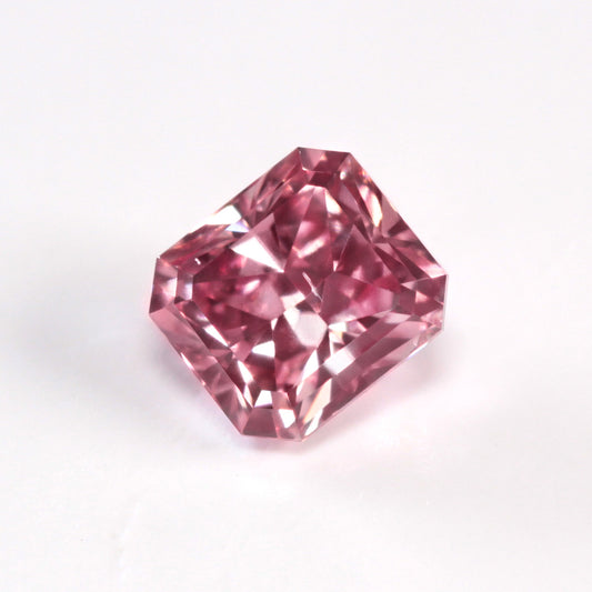 0.27ct Pink Diamond, Radiant Shape, SI1 Clarity