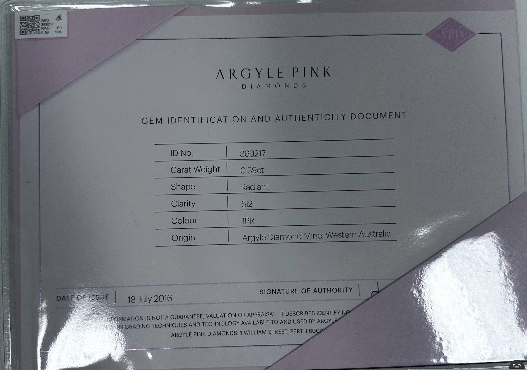 0.36ct Pink Rosé Diamond, Radiant Shape, SI1, Argyle & GIA