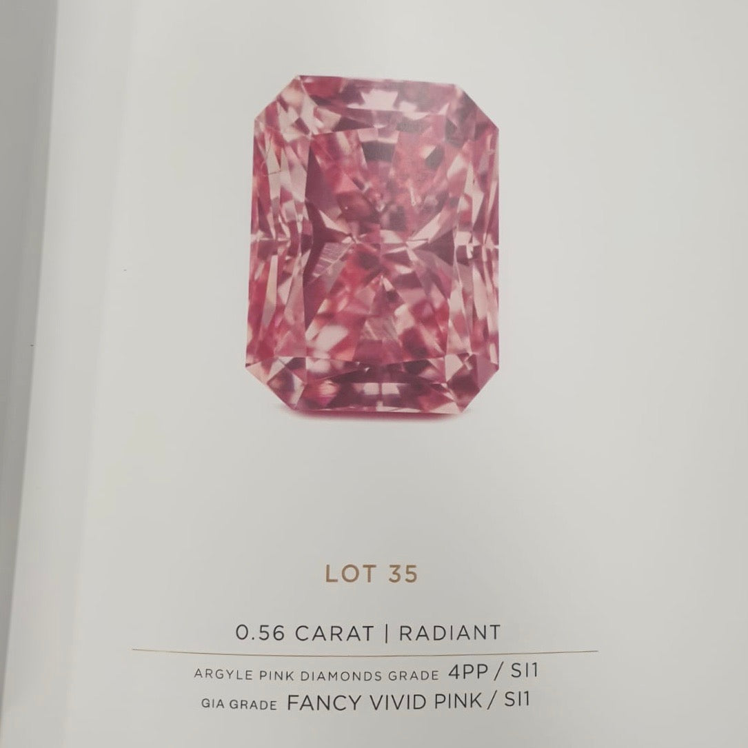 0.56ct Fancy Vivid Pink Diamond, Radiant Shape, SI1, Argyle & GIA