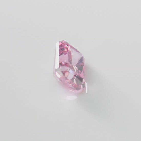 0.56ct Fancy Vivid Pink Diamond, Radiant Shape, SI1, Argyle & GIA